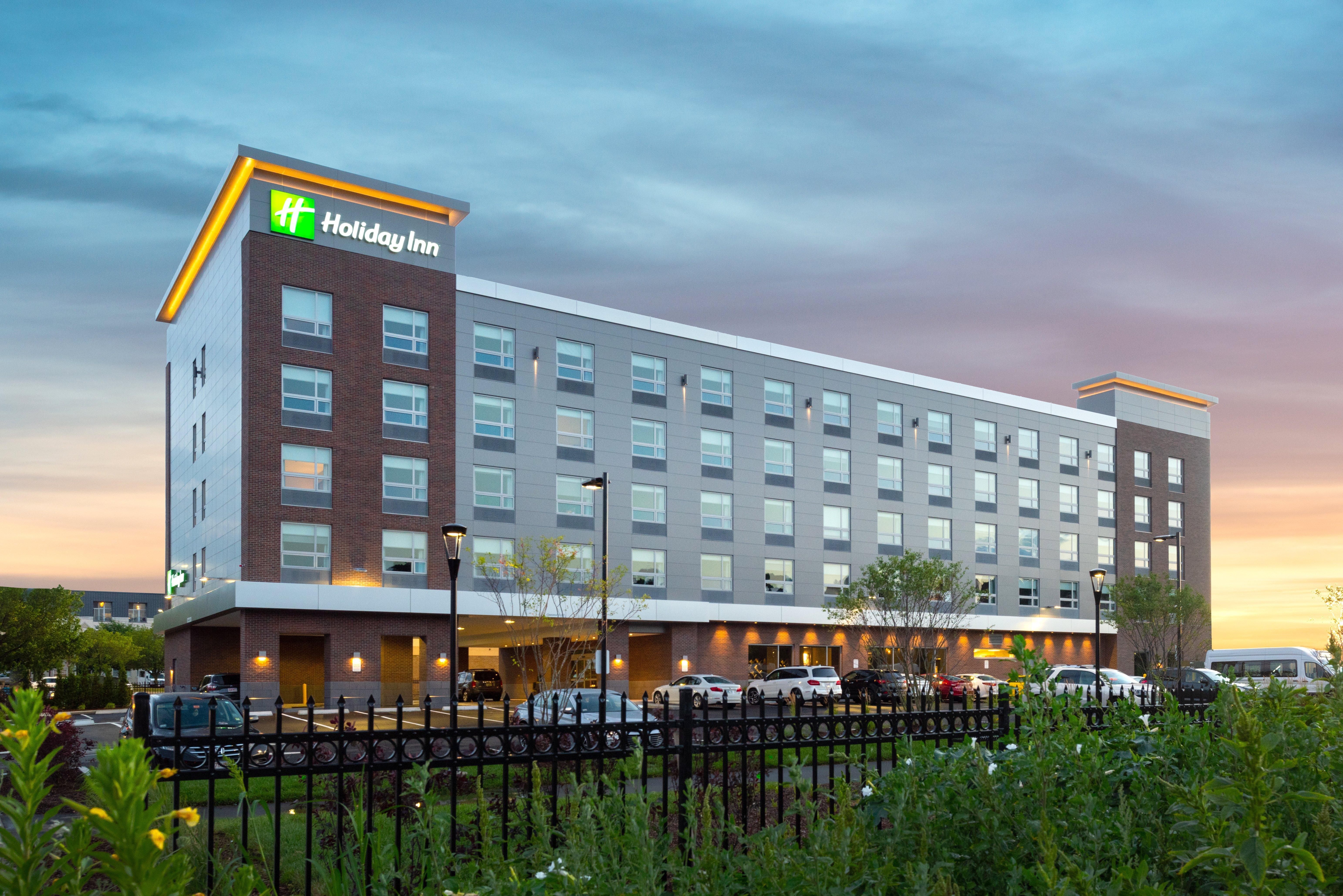 Holiday Inn Boston Logan Airport - Chelsea By Ihg Exteriör bild