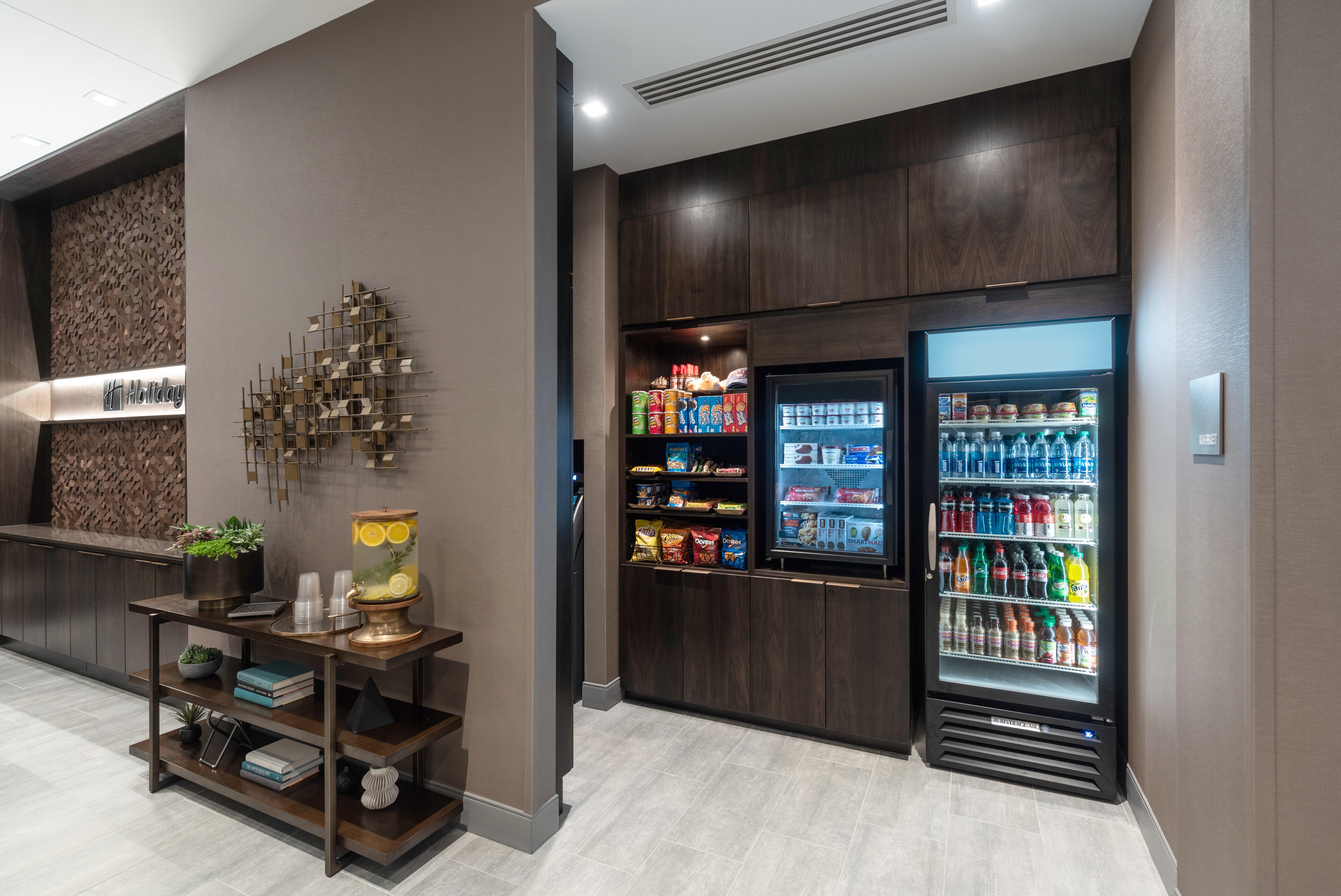 Holiday Inn Boston Logan Airport - Chelsea By Ihg Exteriör bild
