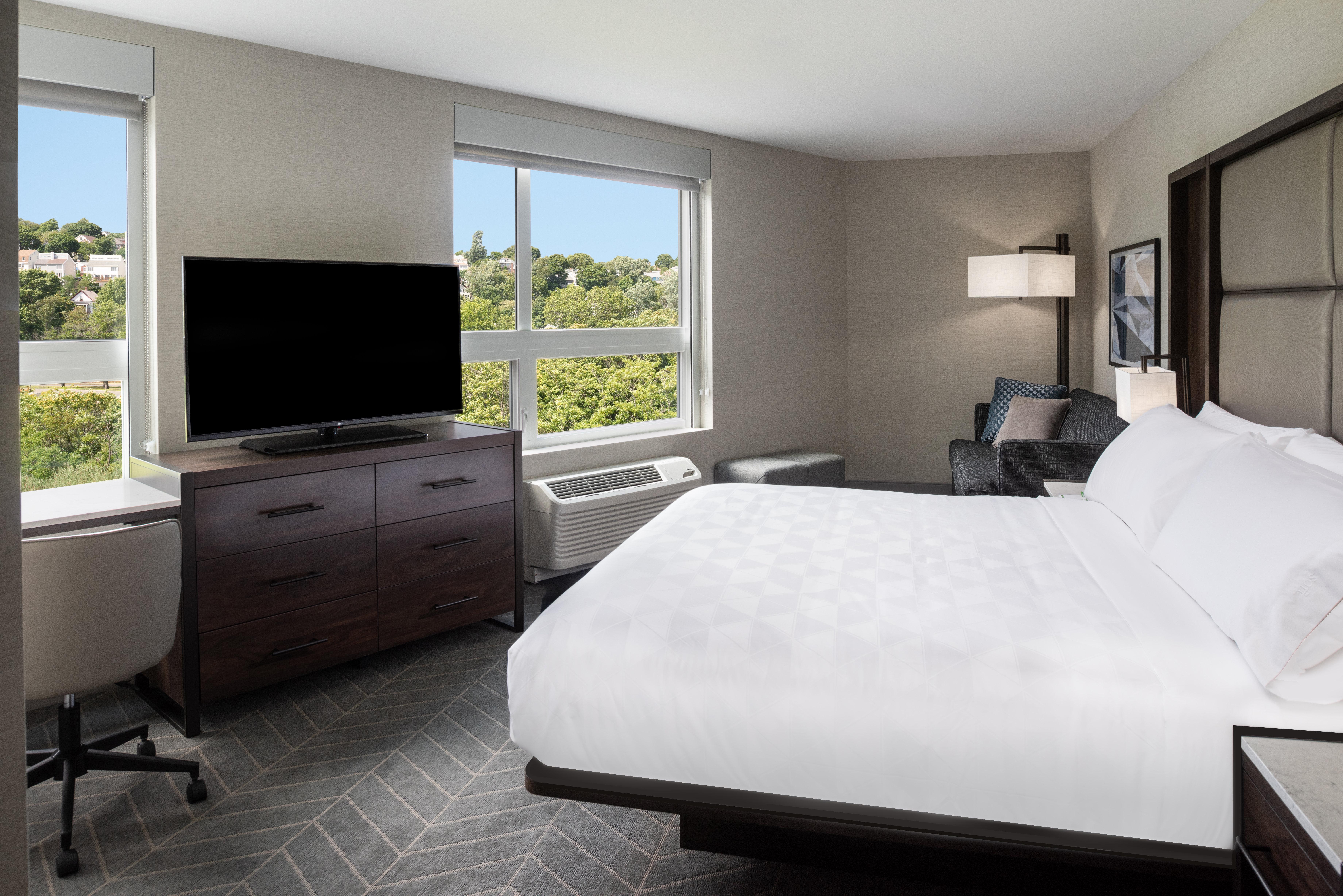 Holiday Inn Boston Logan Airport - Chelsea By Ihg Exteriör bild