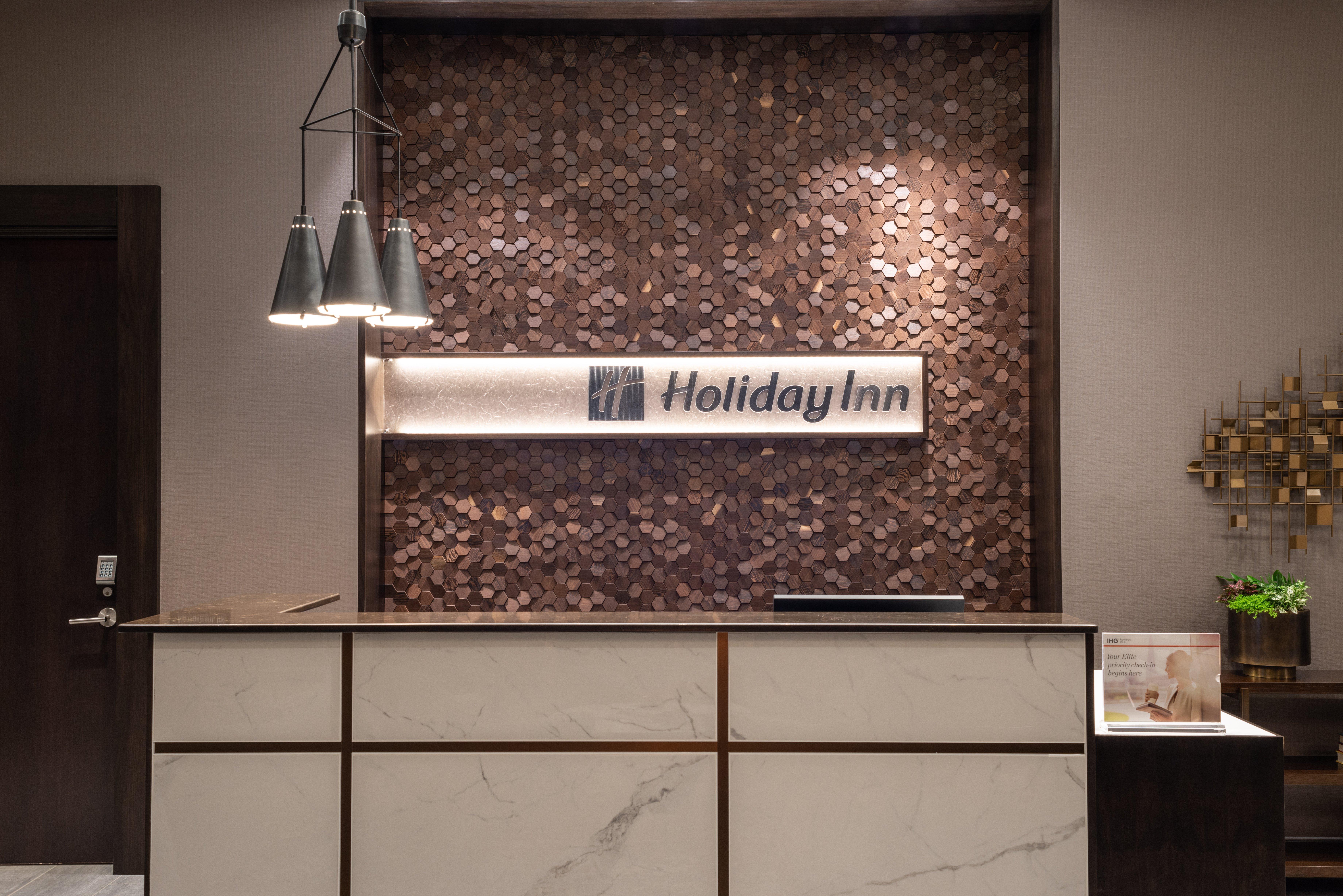 Holiday Inn Boston Logan Airport - Chelsea By Ihg Exteriör bild