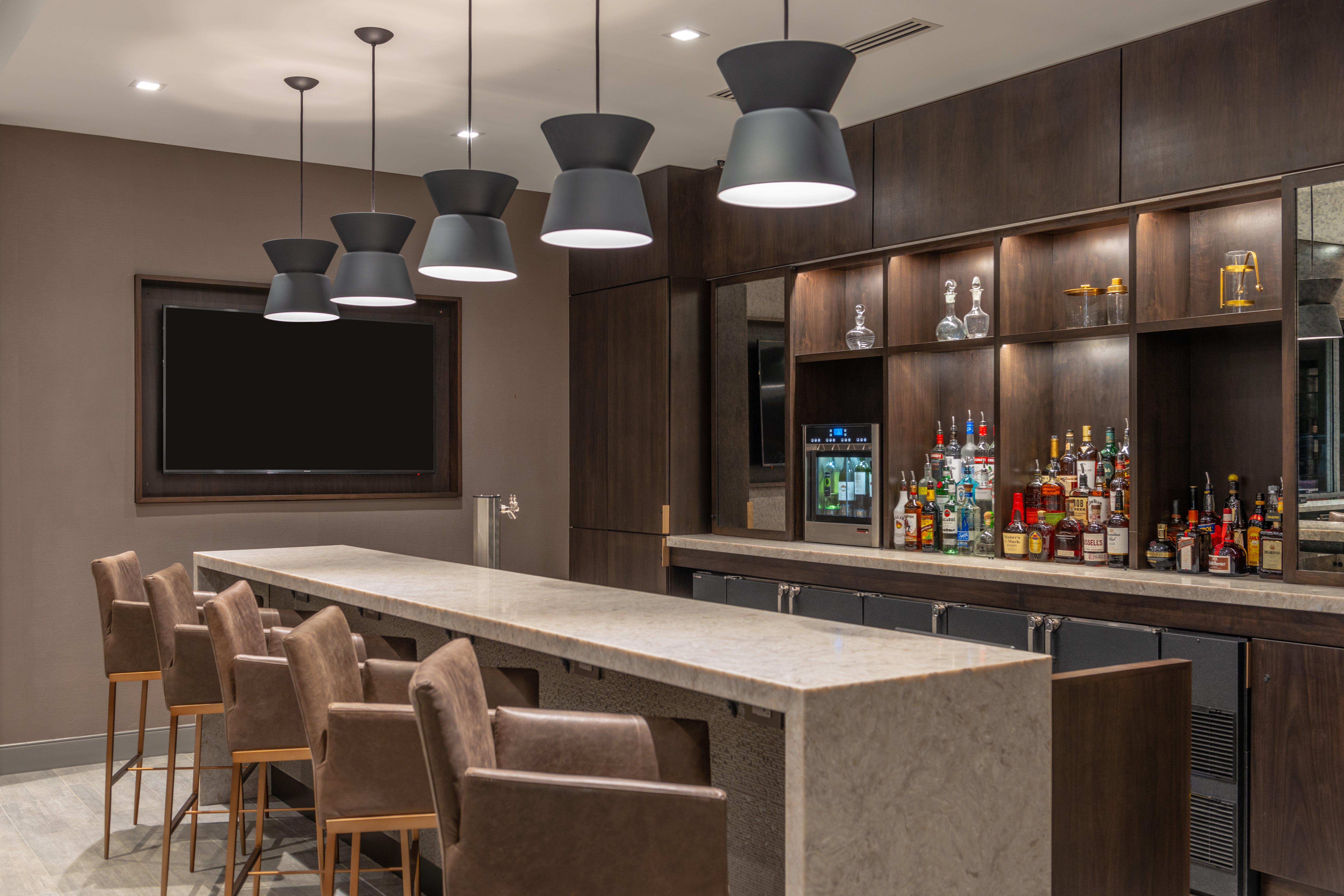 Holiday Inn Boston Logan Airport - Chelsea By Ihg Exteriör bild