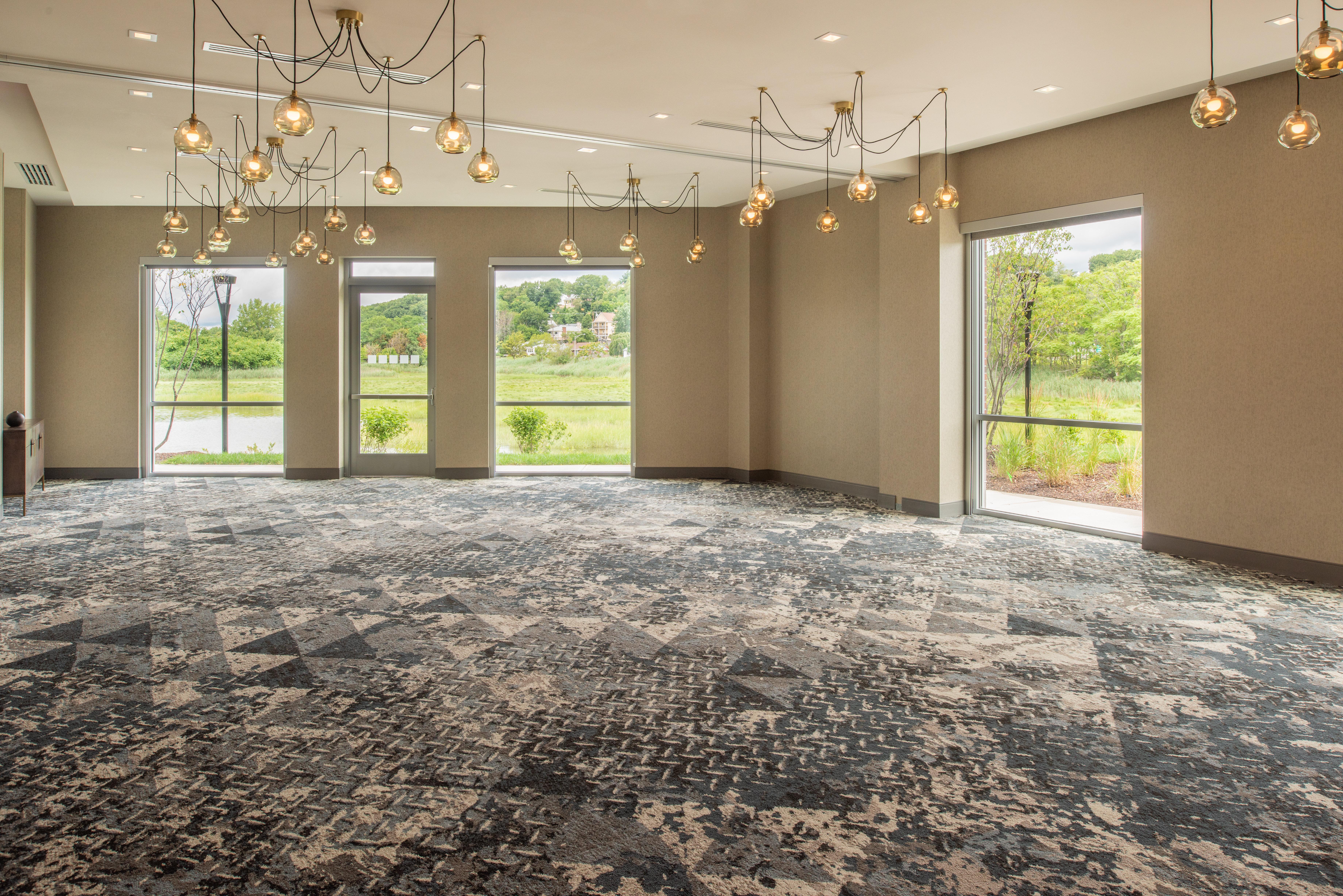 Holiday Inn Boston Logan Airport - Chelsea By Ihg Exteriör bild