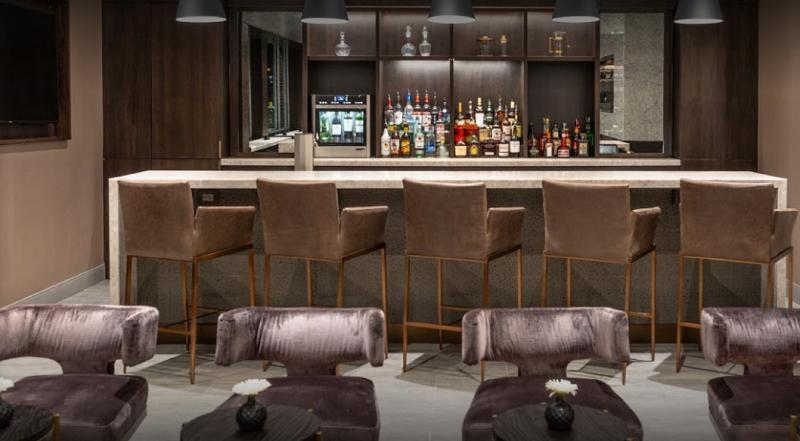 Holiday Inn Boston Logan Airport - Chelsea By Ihg Exteriör bild