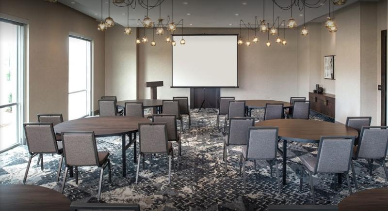 Holiday Inn Boston Logan Airport - Chelsea By Ihg Exteriör bild