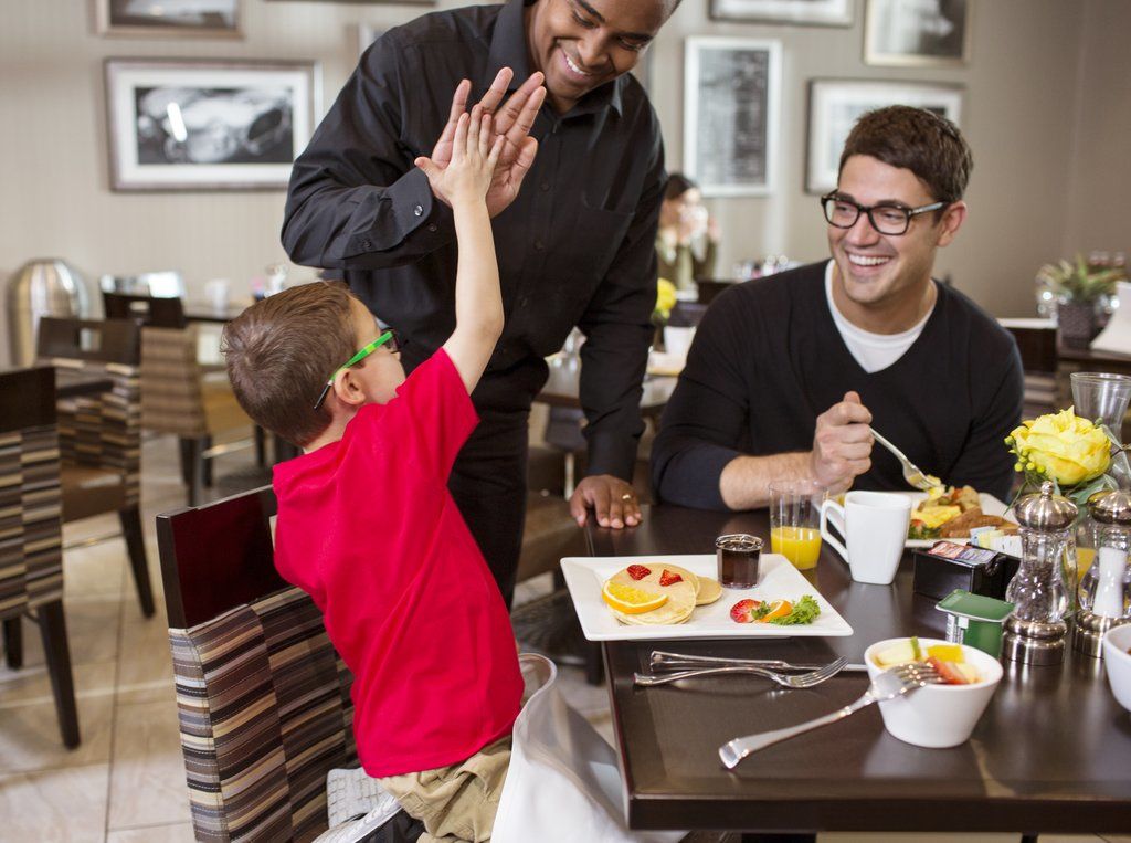 Holiday Inn Boston Logan Airport - Chelsea By Ihg Exteriör bild